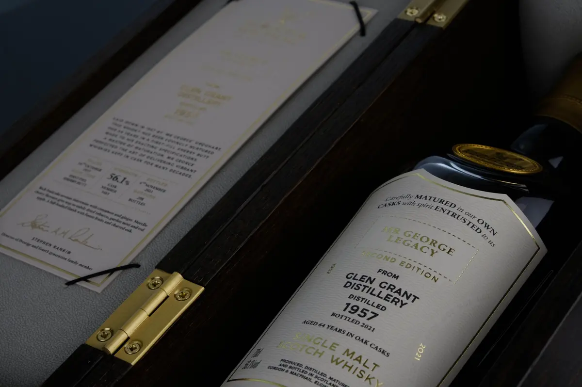 Glen Grant 1957-2021 | 64 Year Old Gordon & Macphail Mr George Legacy Single Cask 3483 2Nd Edition 2