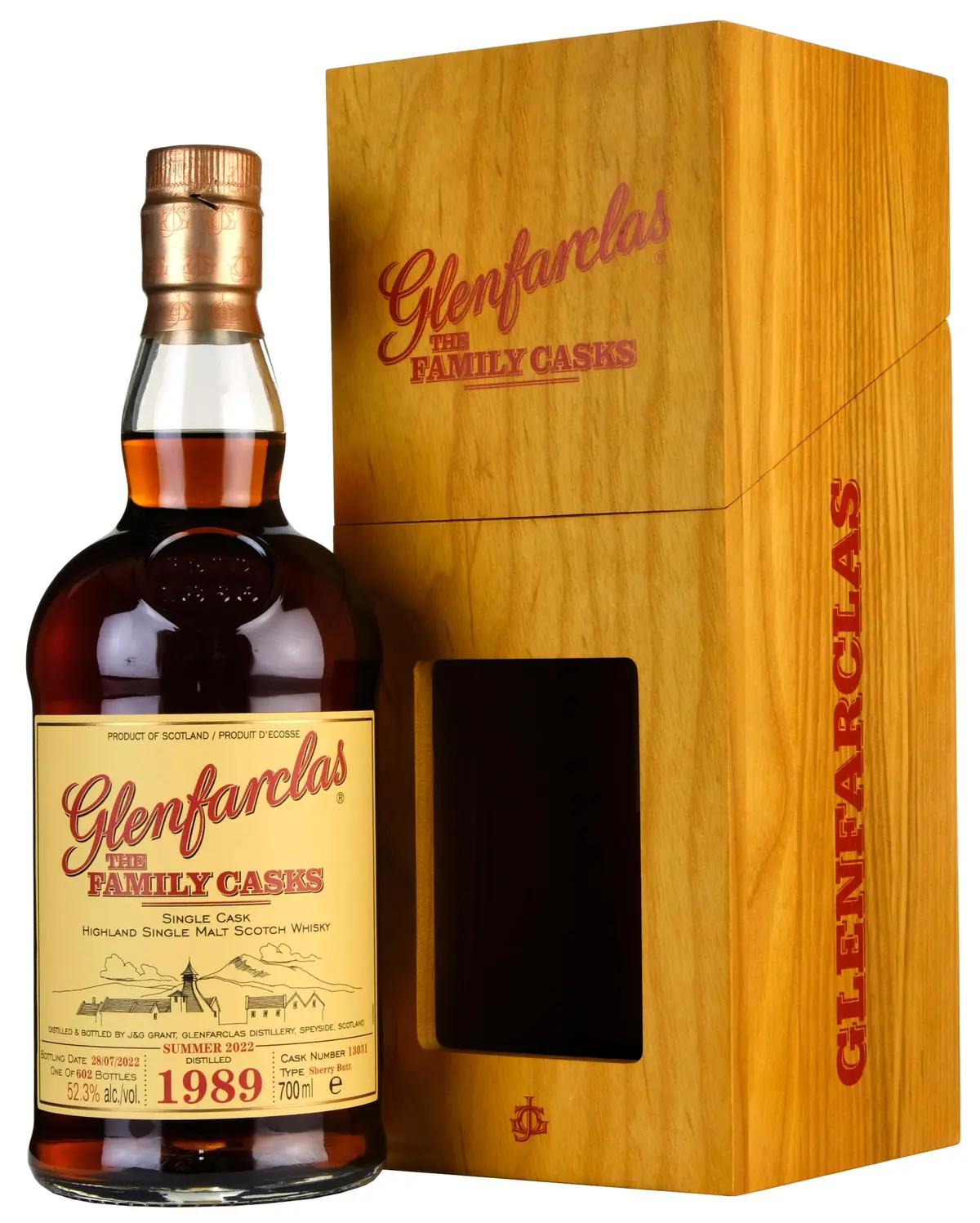 Glenfarclas 1989-2022 | 32 Year Old The Family Cask 13031 1