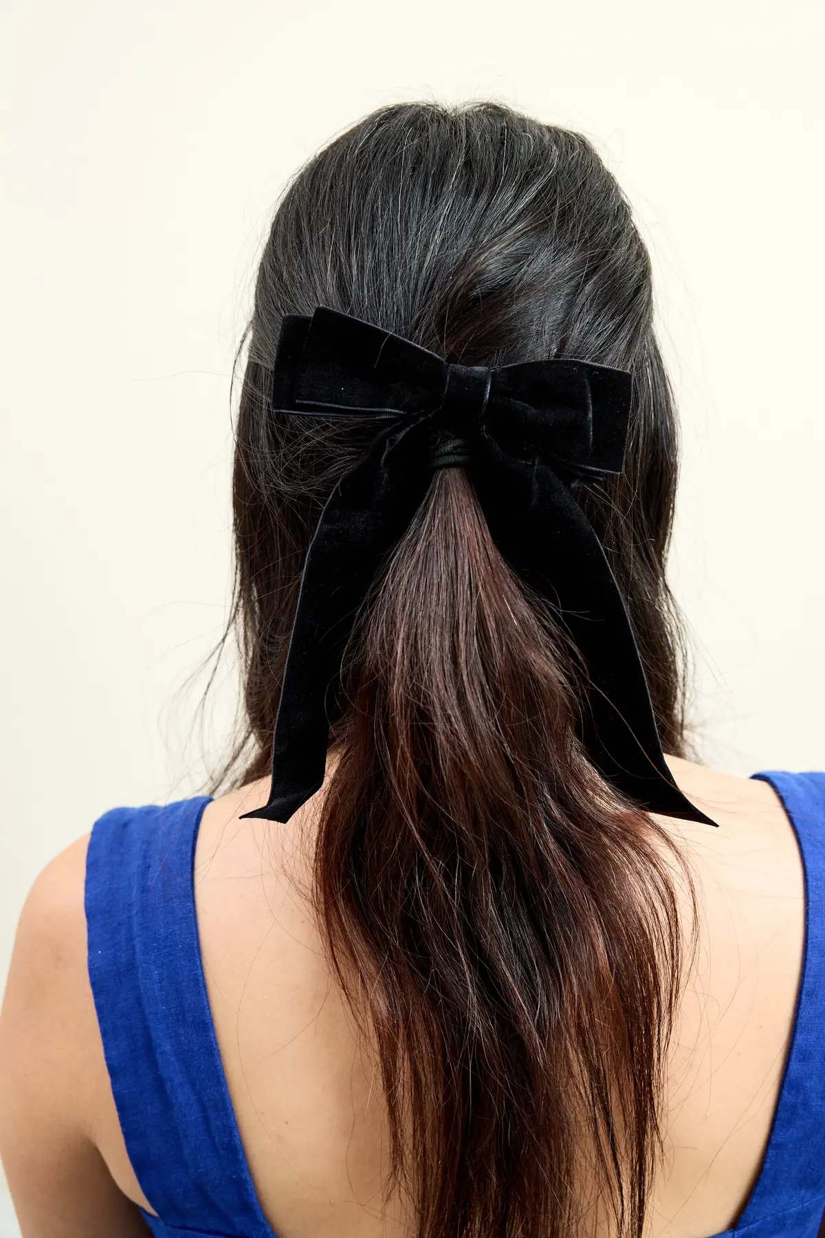Black Velvet Bowtie Hairclip 1