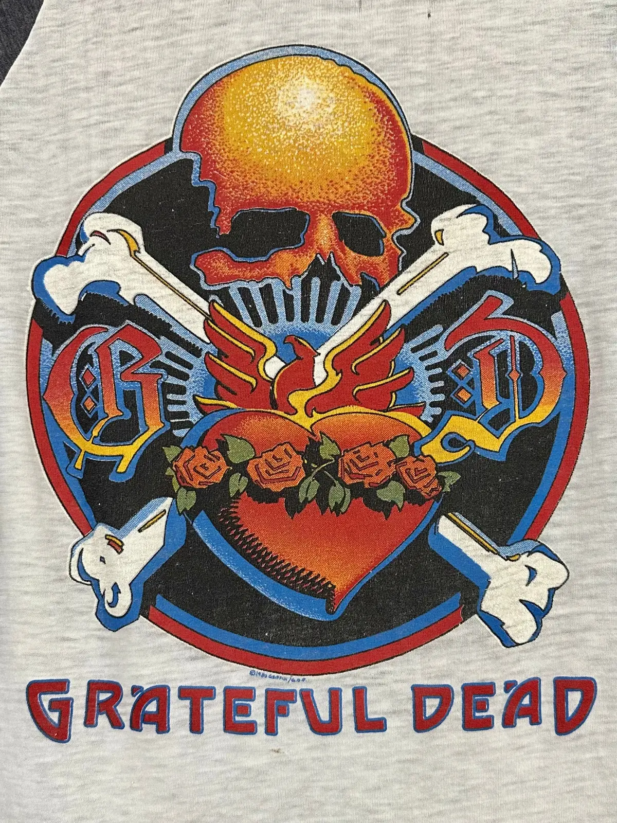 Vintage 80S 1980S 1980 Grateful Dead Reckoning Rock Concert Tour T-Shirt Raglan Sleeve Jersey Skull And Crossbones Paper Thin Burnout Rick Griffin The Knits Label Mens Small S 18"W 26.5" L 1