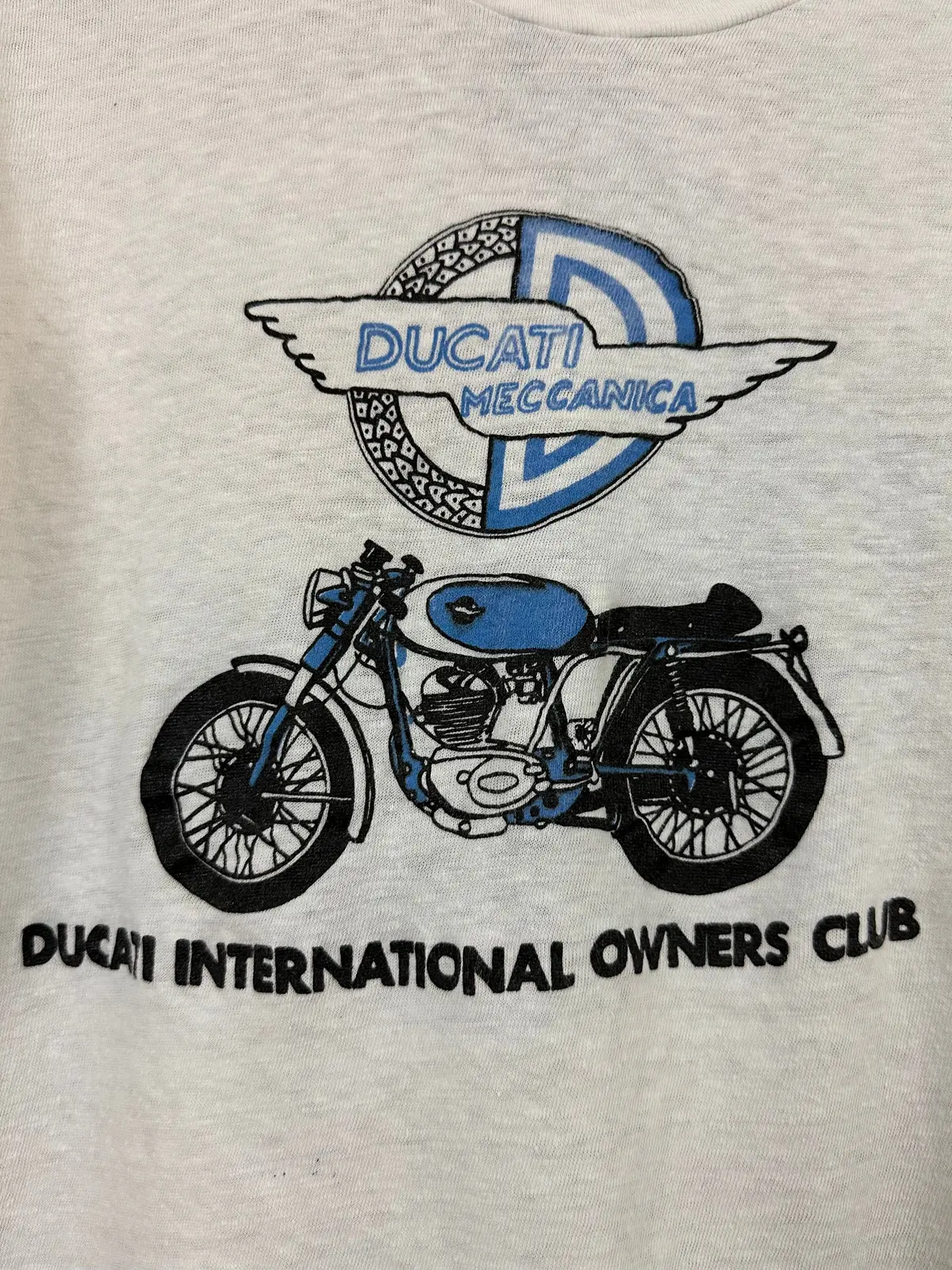 Vintage 70S 1970S Ducati Meccanica Motorcycles   International Owners Club T-Shirt Desmo Biker Soft White Hanes Label Mens Extra Small Xs 16.5X22.5 1
