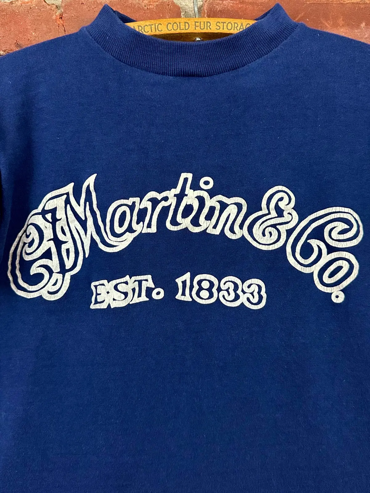 Vintage 70S 1970S C. F. Martin & Company Guitars T-Shirt Cf Martin & Co Musical Instruments Blue Collegiate Pacific Mens Extra Small Xs 1