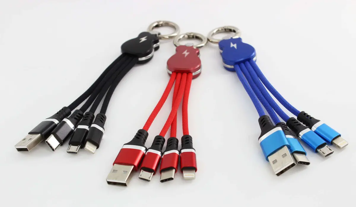 Acc 4 Head Usb With Light Keychain 1