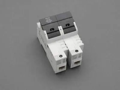 Din Rail & Fuse Holders Fuse Holder, 30 A / 600 V, Class J / 2P 1