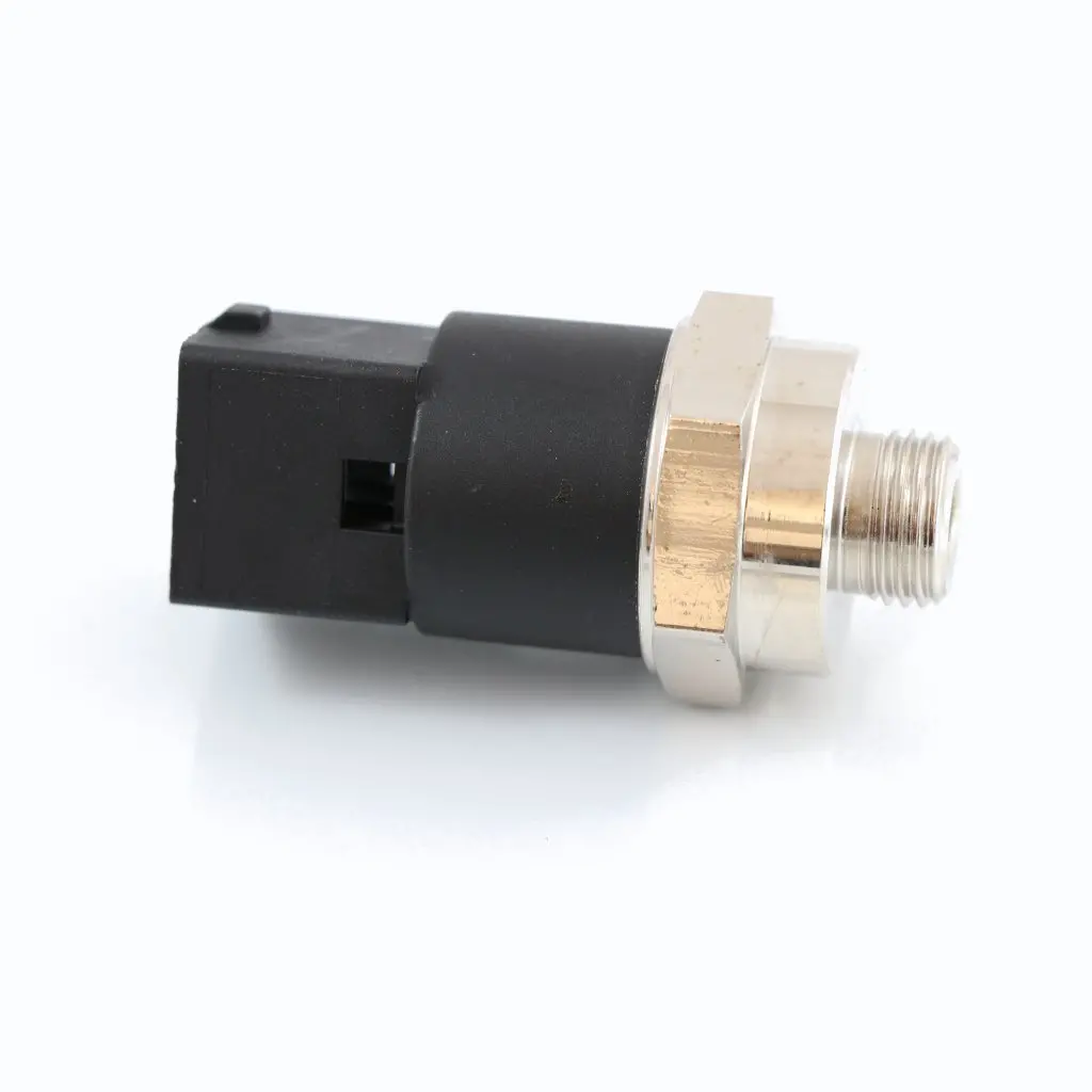 Fortpro Engine Oil Pressure Sensor Replacement For Volvo 3962893,8156776,8143247 Compatible With Volvo D12a Engines | F238825 1