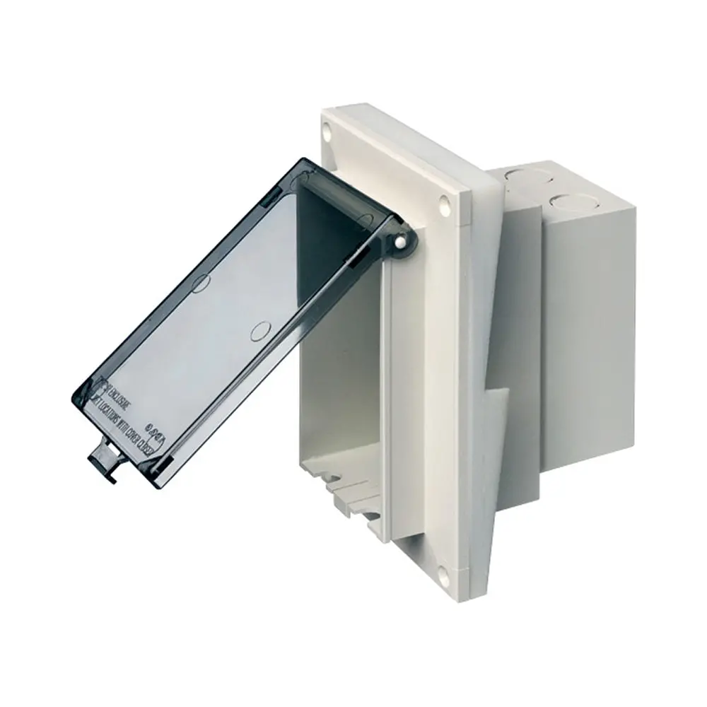 Arlington Clear Inbox 5/8" Lap W/Grounding Clip – Retrofit Siding 1
