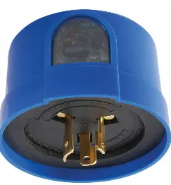 Low-Cost Locking Type Thermal Photocontrol, 120-277 V 1